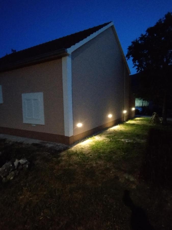 Ferienwohnung Maris Vodenjak Exterior foto